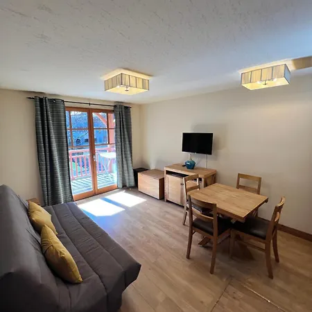 Appartement Inclus Au Centre De St Lary