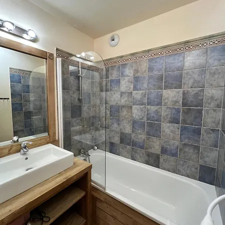 Appartement Inclus Au Centre De St Lary